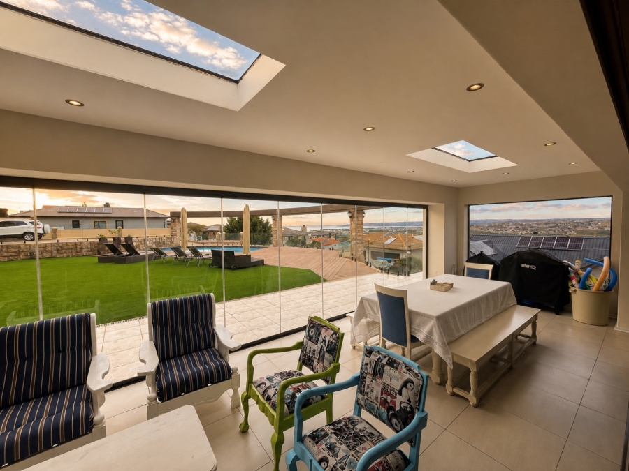 6 Bedroom Property for Sale in Monte Christo Western Cape